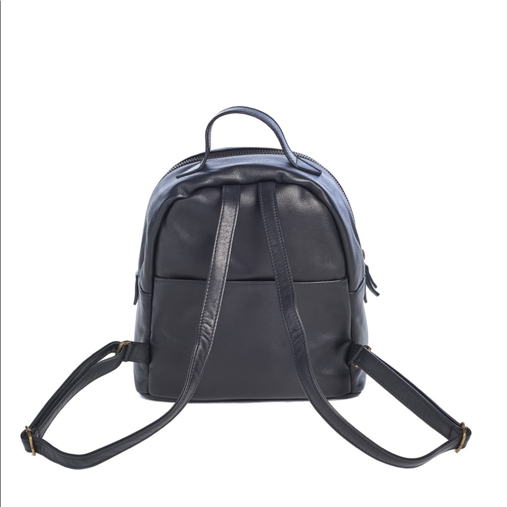 Italian leather backpack NWT - Picture 3 of 7